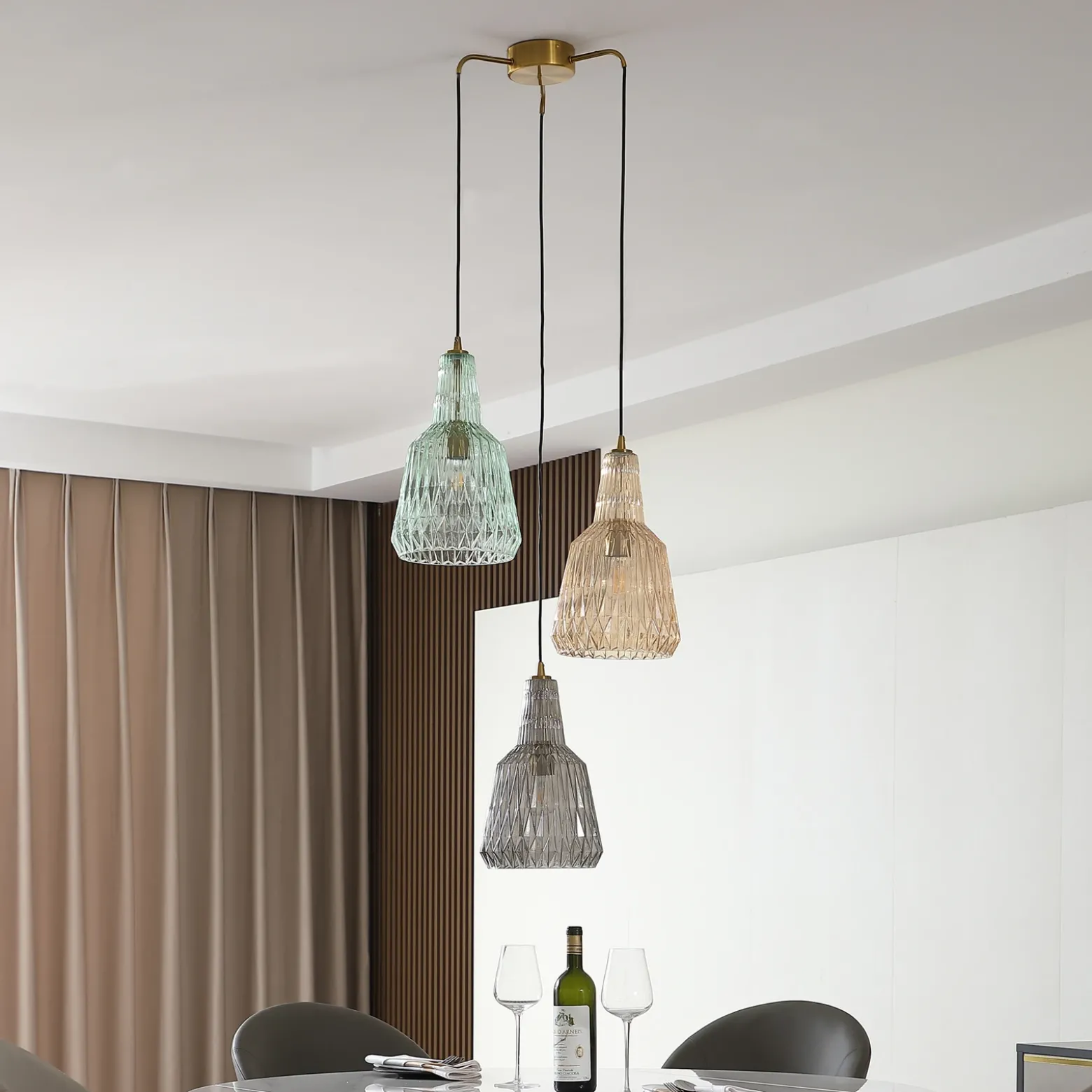 Lámpara colgante Lindby Belarion, multicolor, 3 luces, Ø 55 cm
