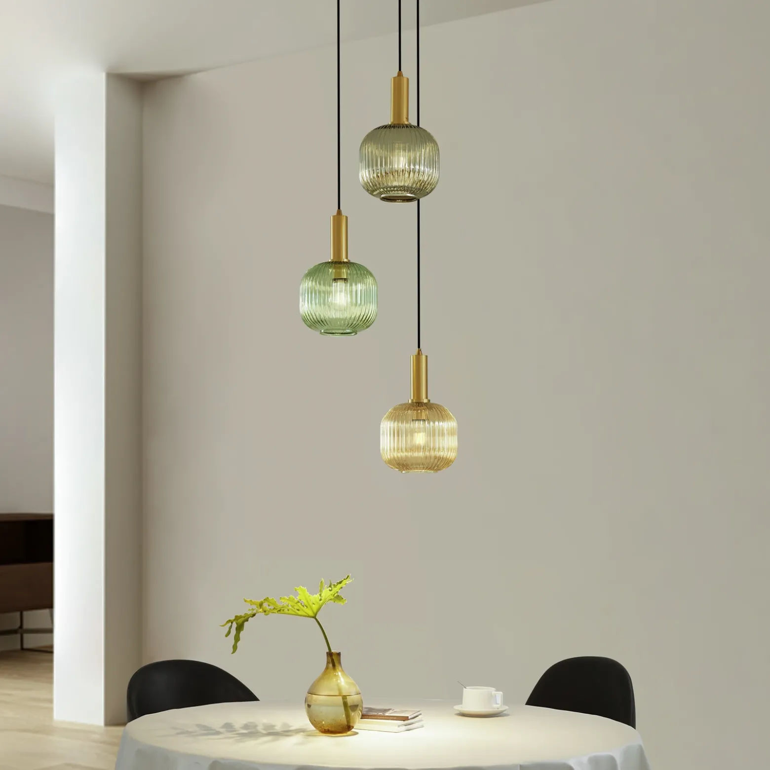 Lámpara colgante Lindby Doroteo, 3 luces, verde/ámbar/gris, cristal