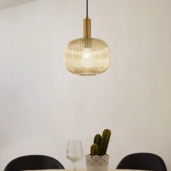 Lámpara colgante Lindby Doroteo, 25 cm, 1 luz, ámbar, cristal