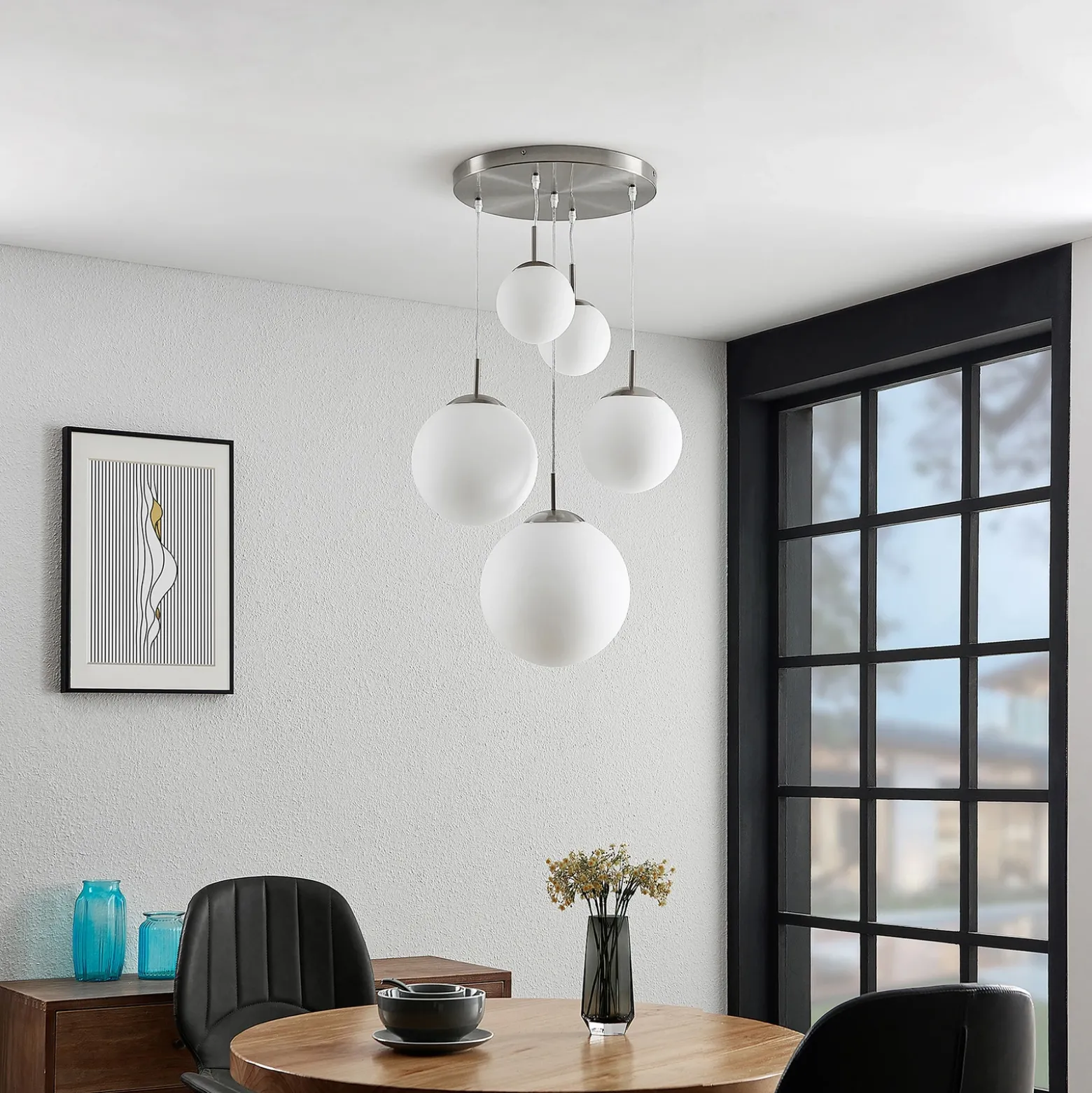 Lámpara colgante Lindby Heleska, blanca, de cristal, 5 luces, Ø 50 cm