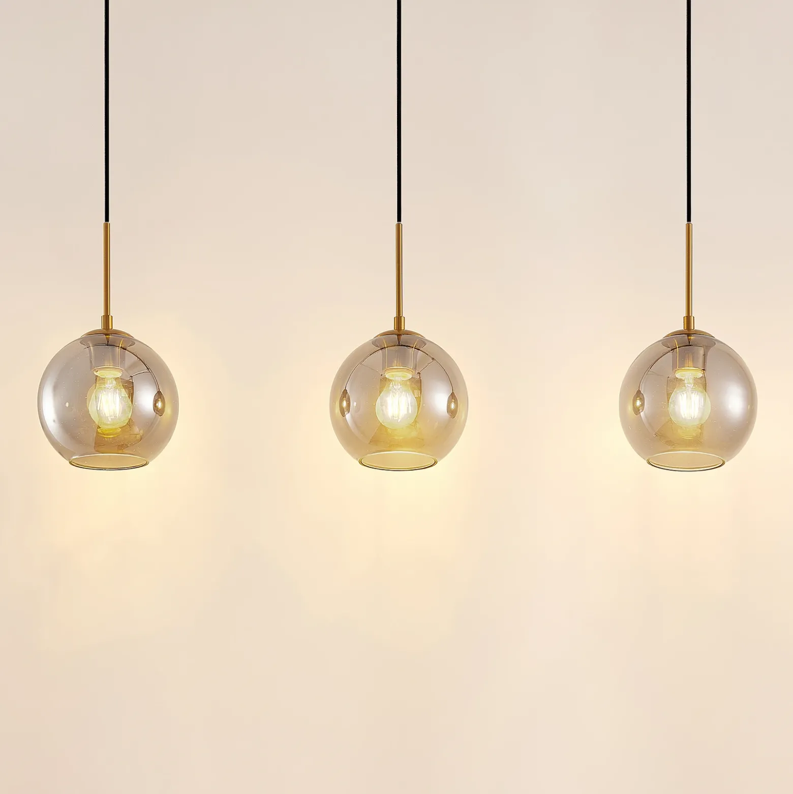 Lámpara colgante Lindby Hiwana, gris humo, cristal, 3 luces