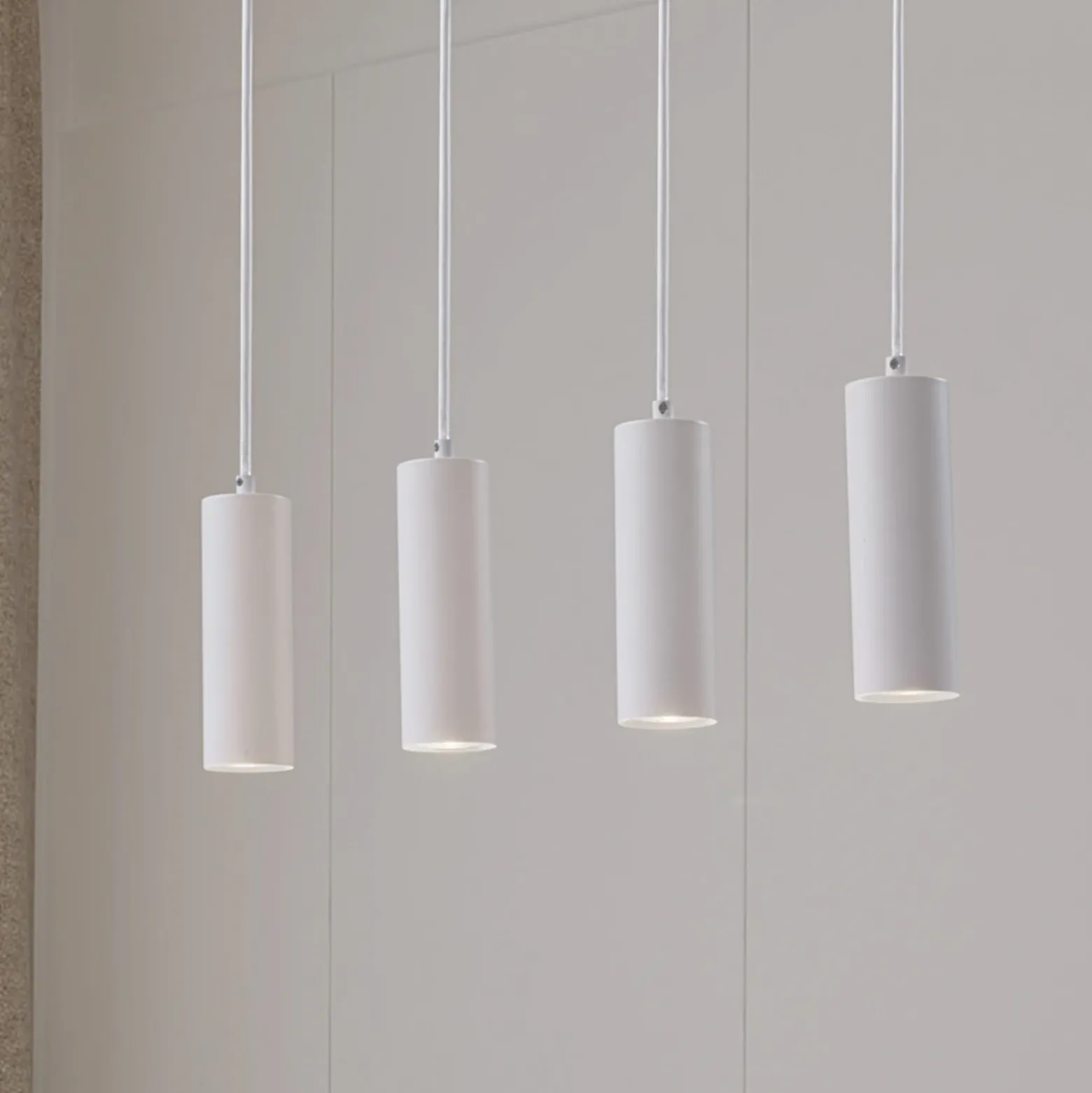 Lámpara colgante Lindby Joffrey, 76 cm, blanca, 4 luces, GU10