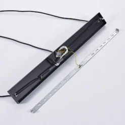 Lámpara colgante Lindby Jusra, negra, metal, 3 luces, 99cm