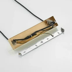 Lámpara colgante Lindby Kiamo, 83 cm, latón, blanco, cristal, G9