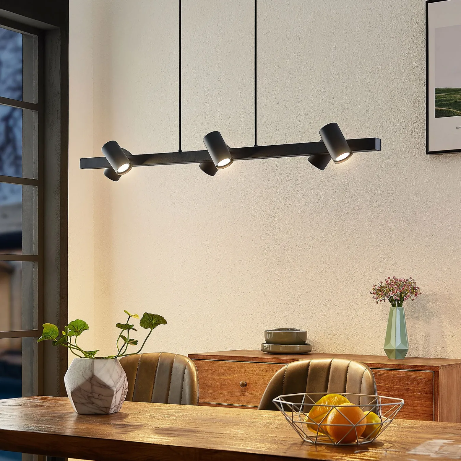 Lámpara colgante Lindby Savoli, 116 cm, negra, 6 luces, acero