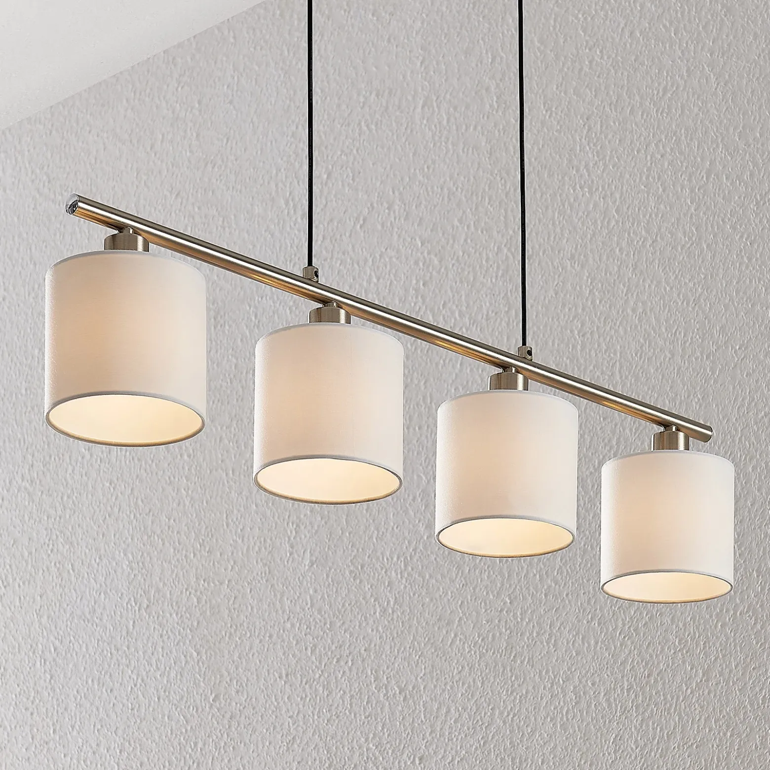 Lámpara colgante Lindby Stannis, 75 cm, blanca, 4 luces, textil