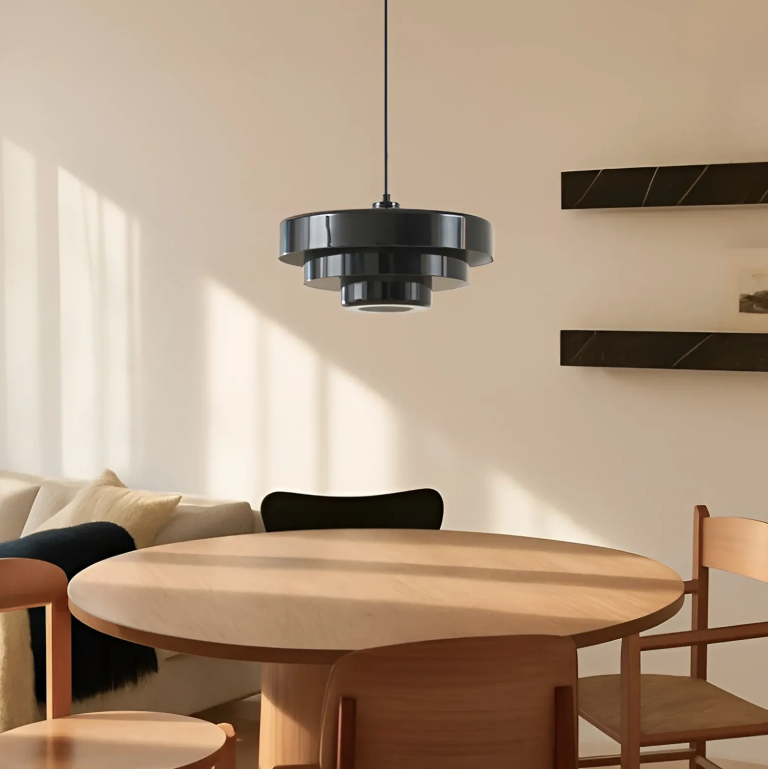 Lámpara colgante Lindby Tivra, negro brillante, Ø 35 cm, metal
