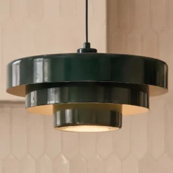 Lámpara colgante Lindby Tivra, verde brillante, Ø 35 cm, metal