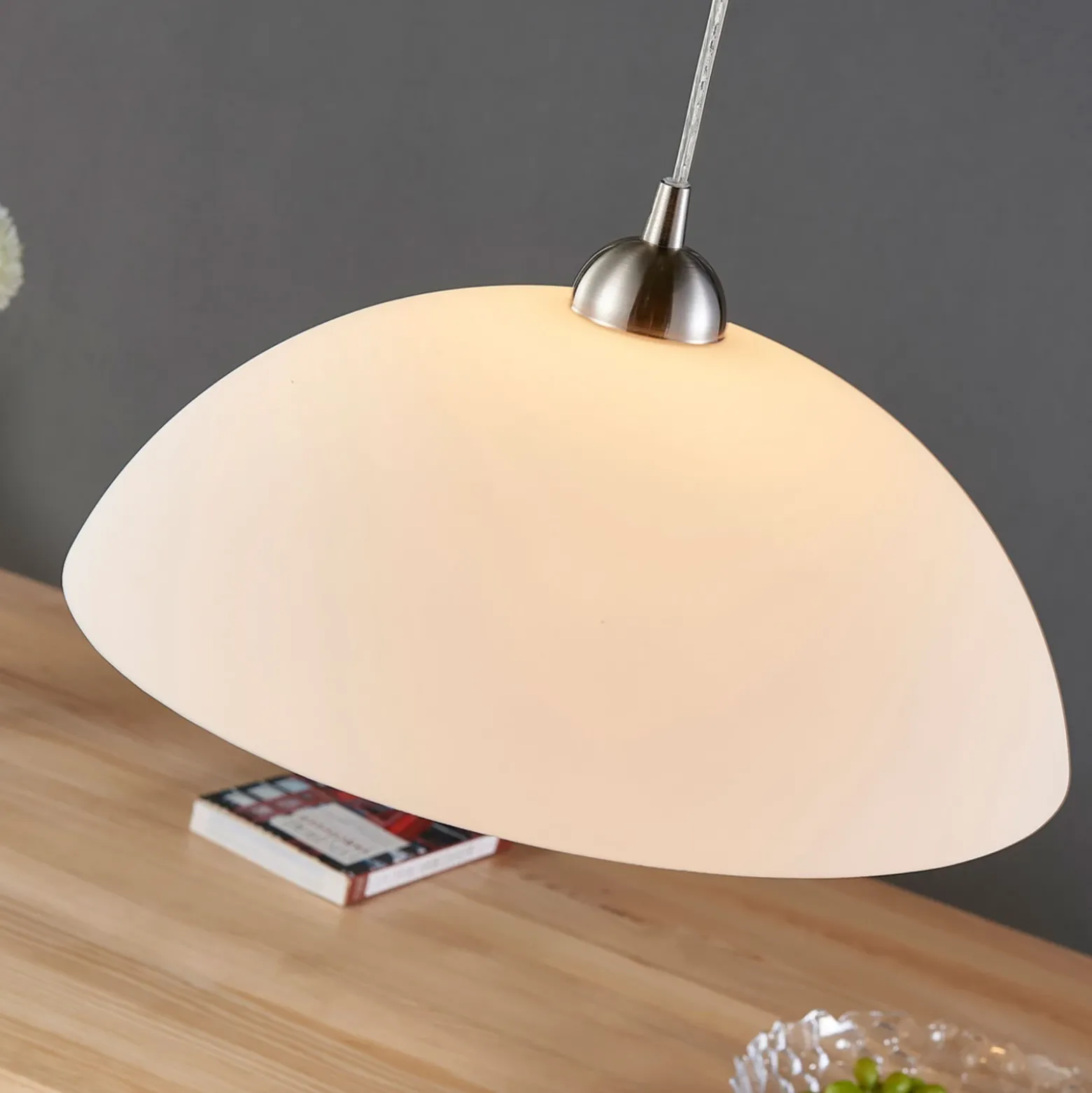 Lámpara colgante Lindby Valeria, blanca, cristal, Ø 40 cm, E27