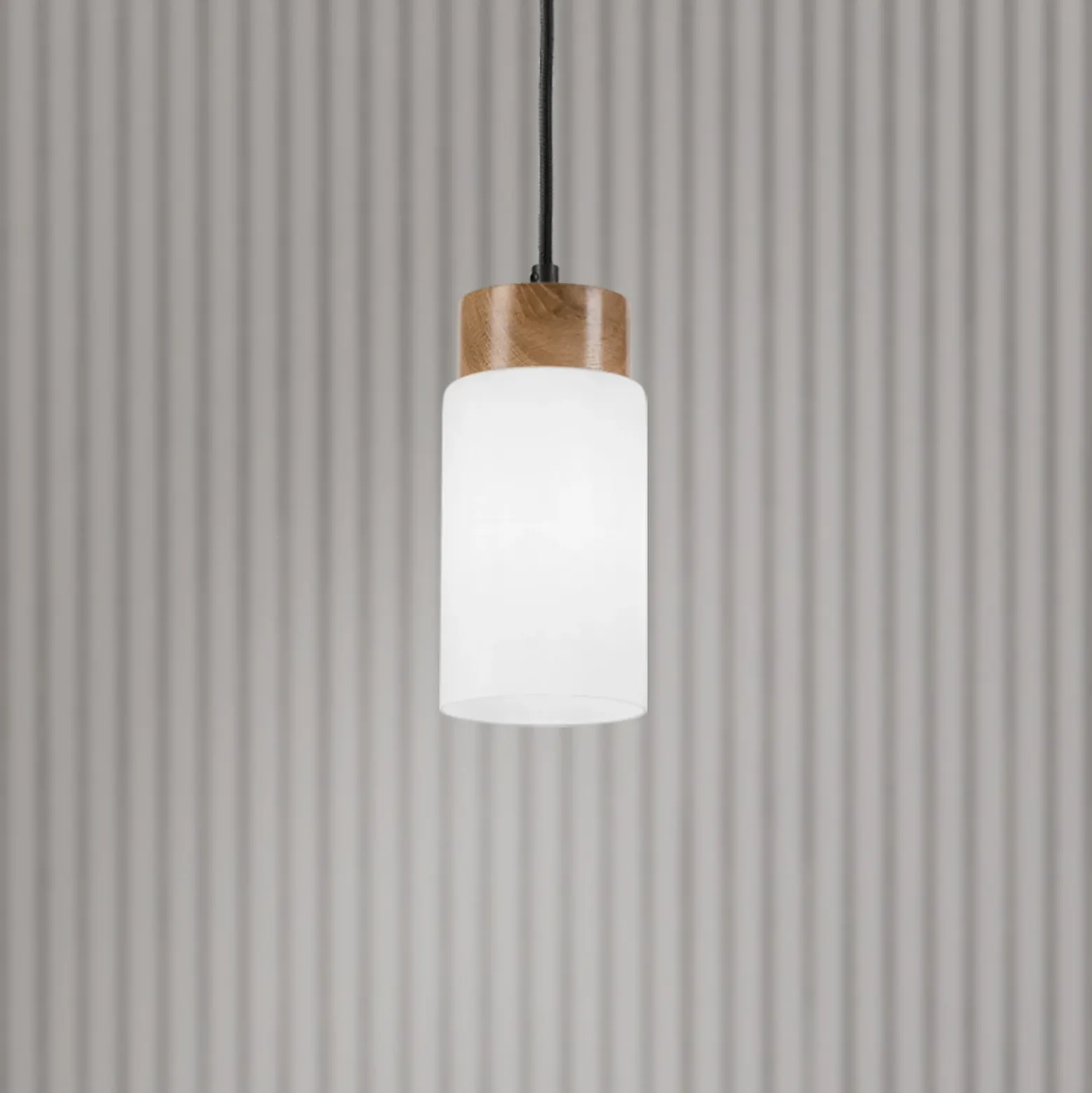 Lámpara colgante Markus, vidrio opalino/madera de roble, Ø 9,5 cm, E27