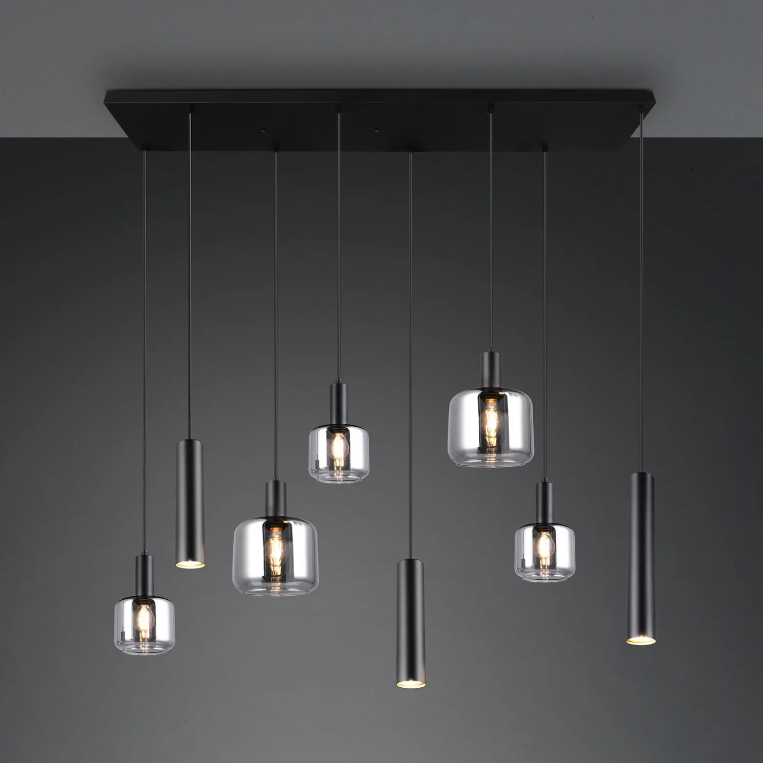 Lámpara colgante Mataro, cromo/negro, 118 cm, 8 luces cristal/metal