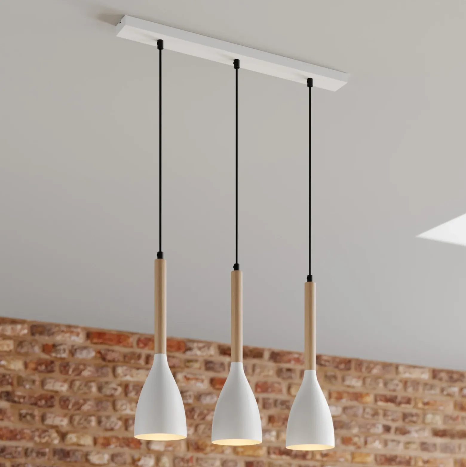Lámpara colgante Muza, 3 luces, blanco/madera clara