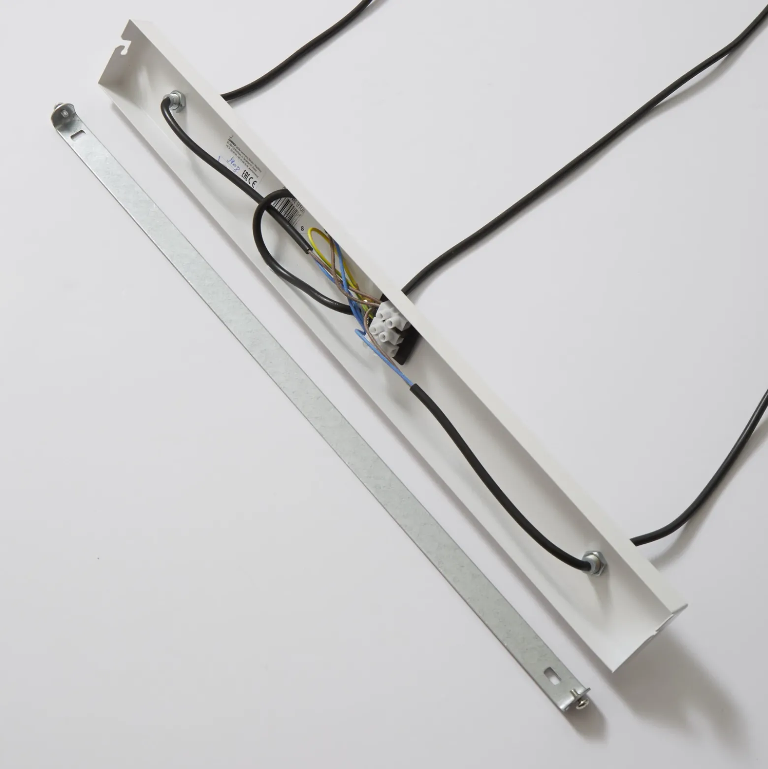 Lámpara colgante Muza, 3 luces, blanco/madera clara