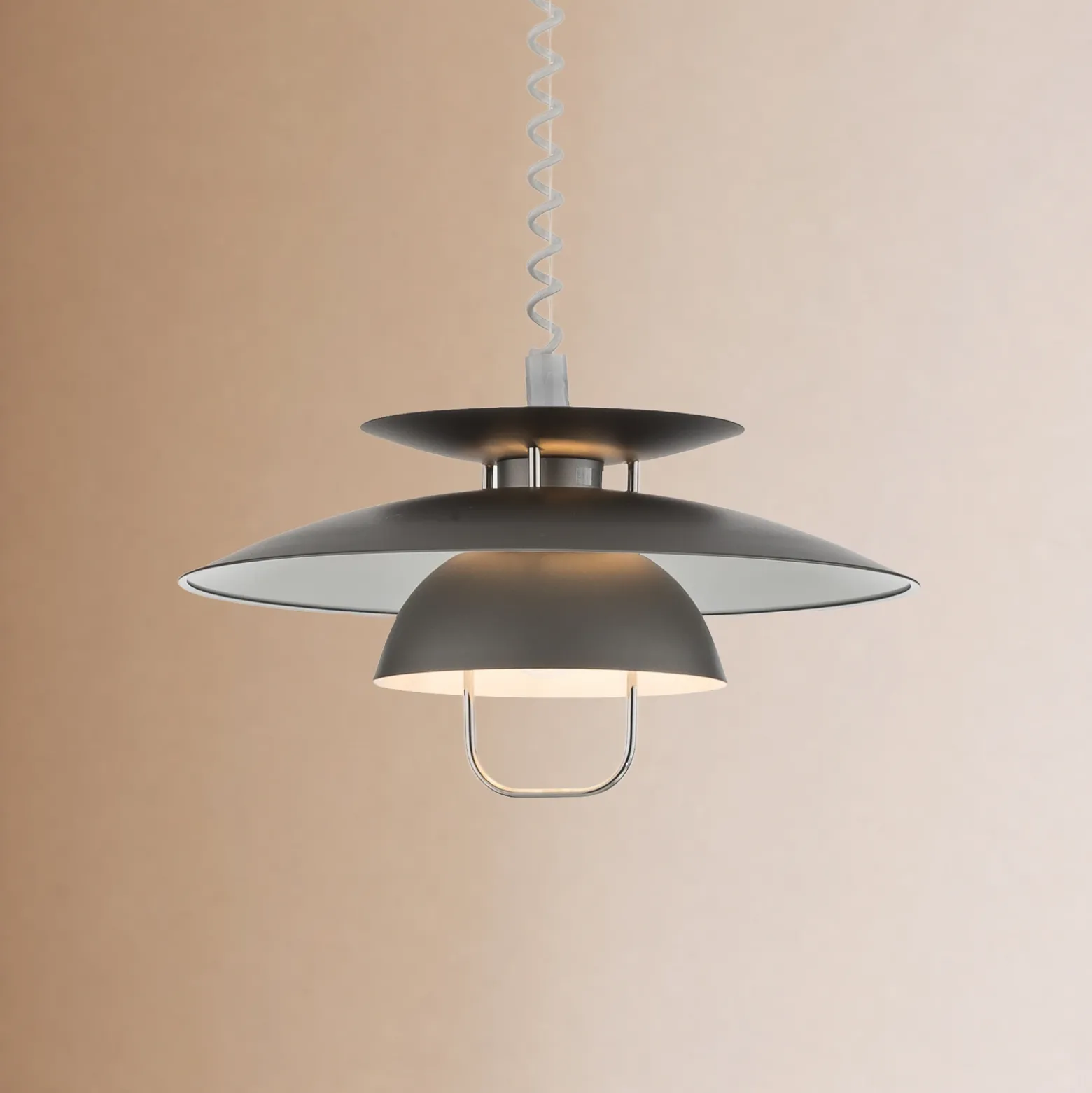 Lámpara colgante Nadija de Lindby, gris, 43 cm, regulable en altura, E27