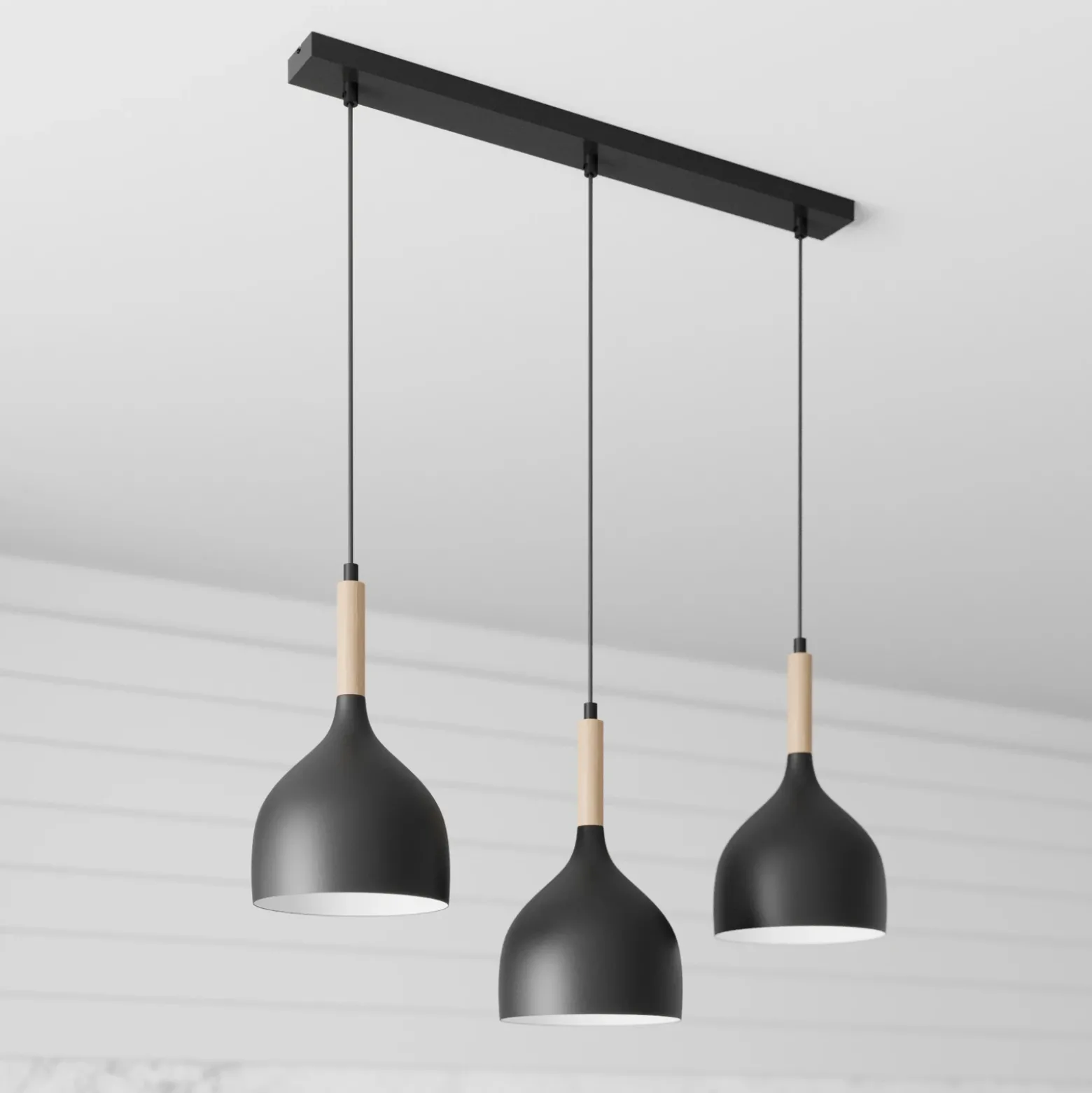Lámpara colgante Noak de 3 luces, larga, negra/madera natural