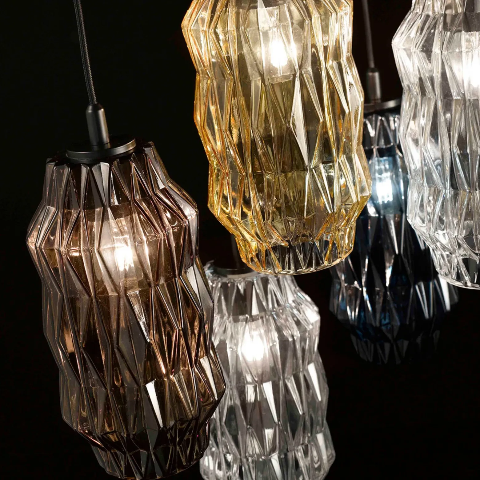 Lámpara colgante Origami de cristal, gris-marrón