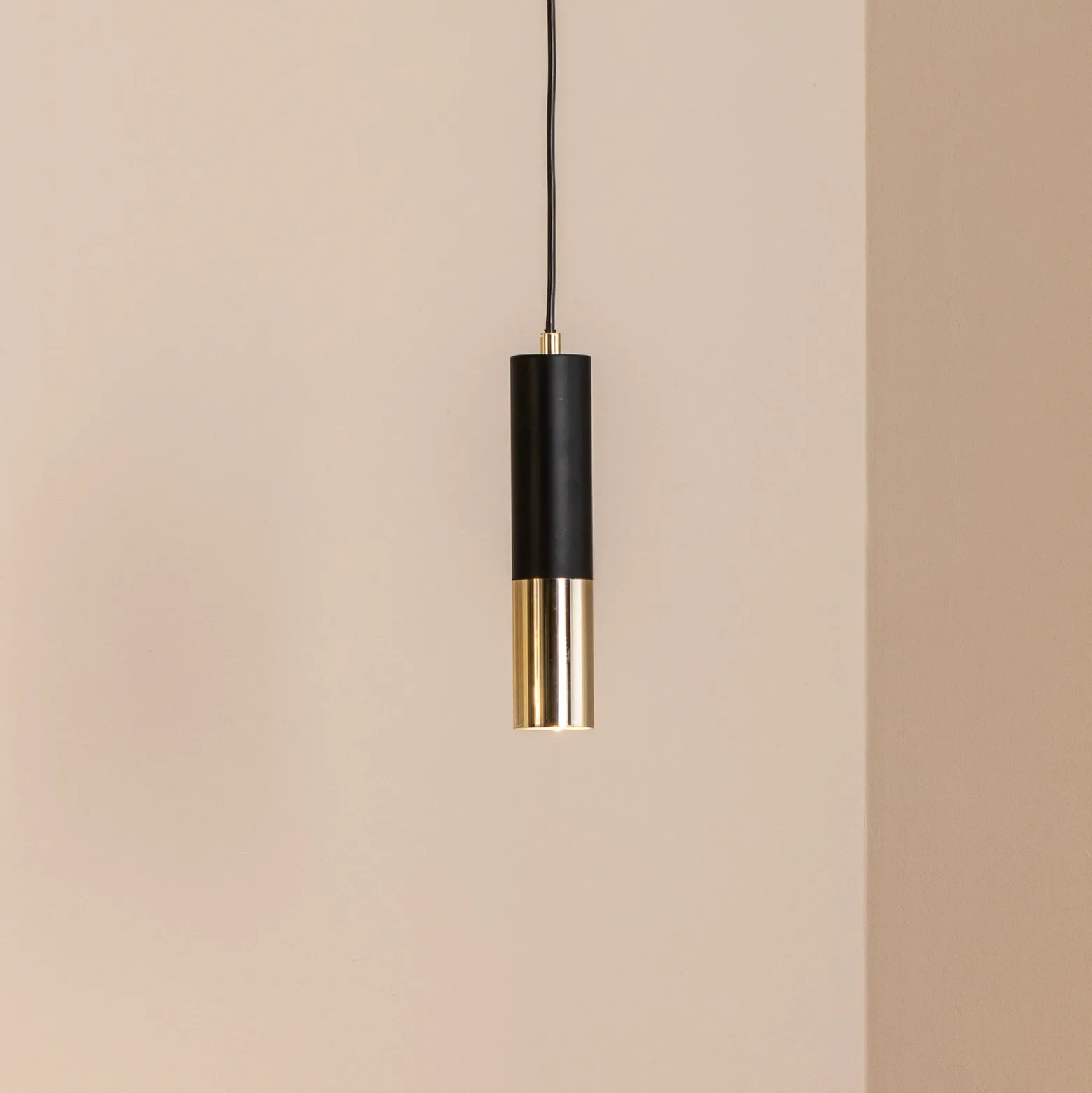 Lámpara colgante Orino, negro/dorado, metal, GU10