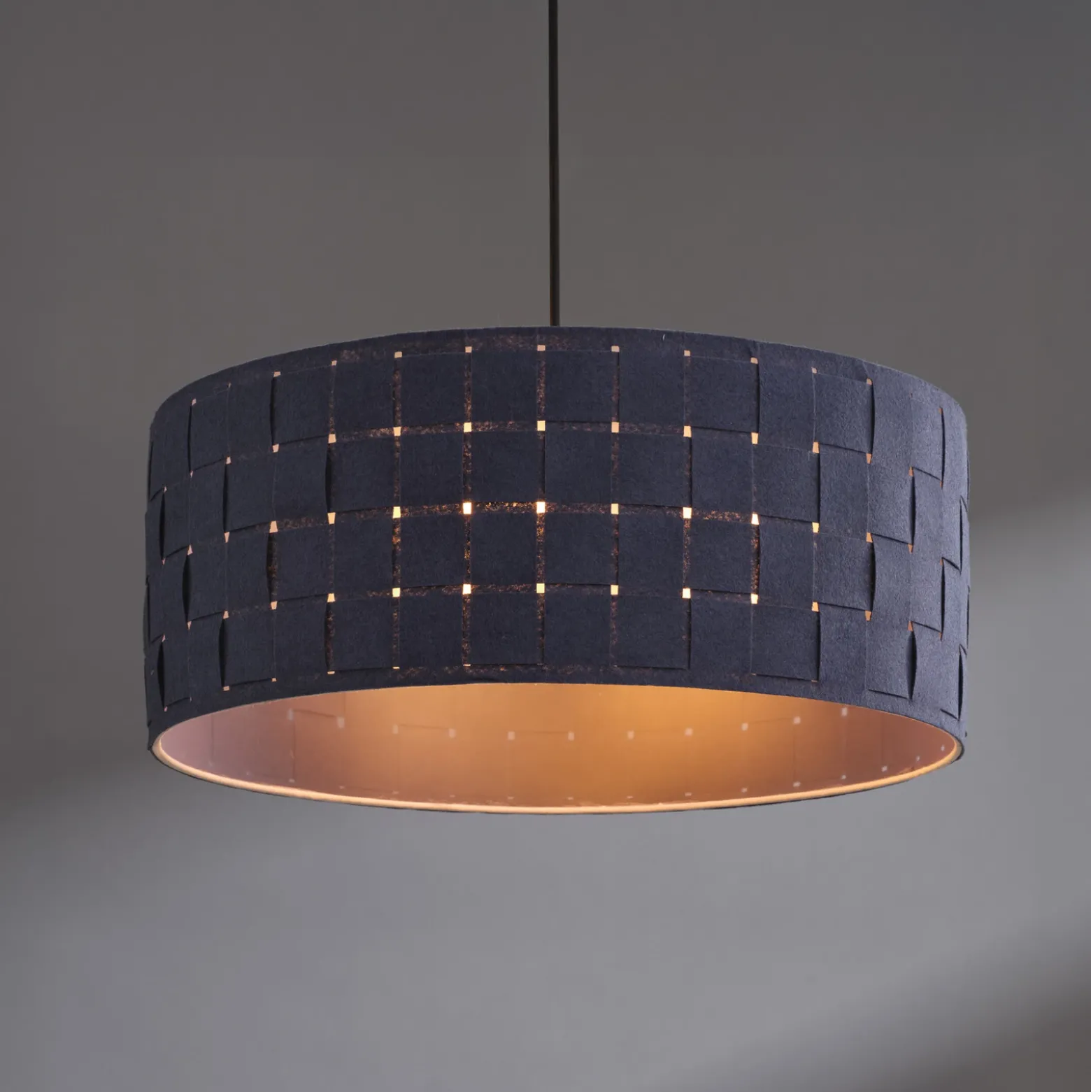 Lámpara colgante OSRAM Decor Felt Weaving, Ø 48 cm, gris, fieltro E27