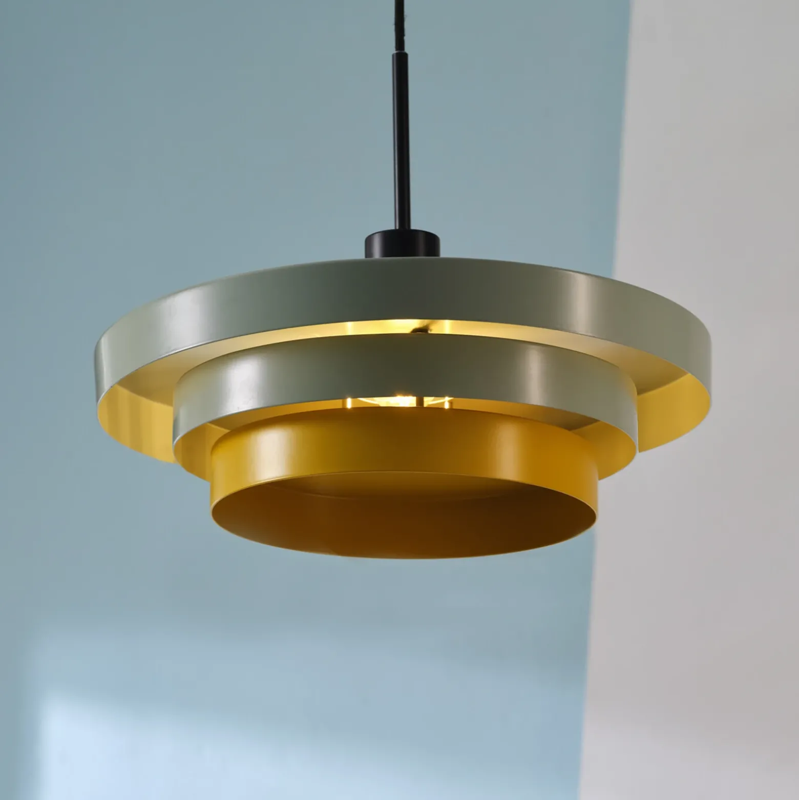 Lámpara colgante OSRAM Decor Layers, verde/amarillo, acero, E27