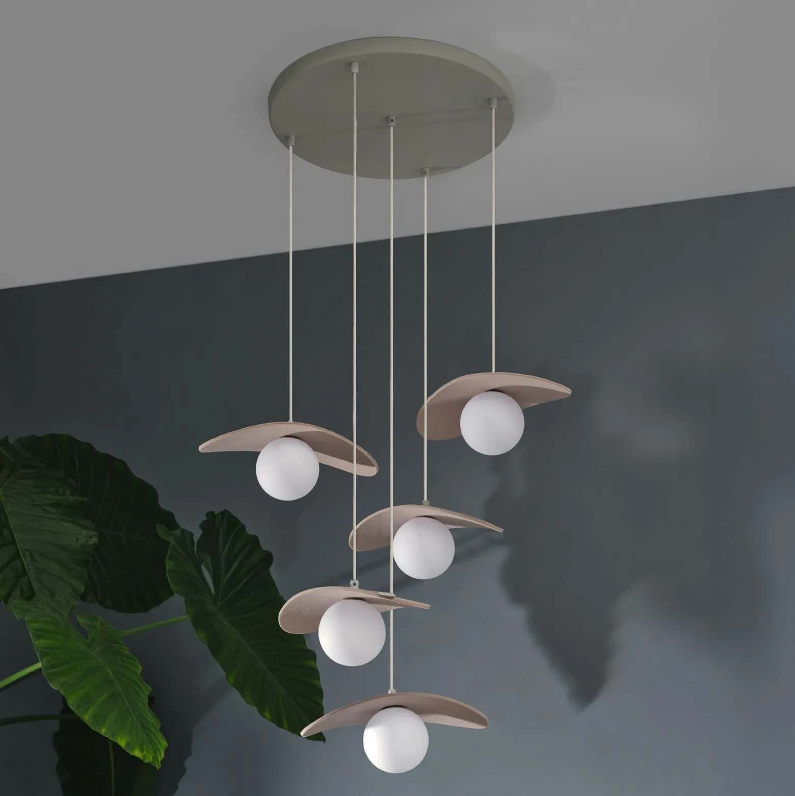 Lámpara colgante OSRAM Decor Pearl, 5 luces, beige, fieltro, G9