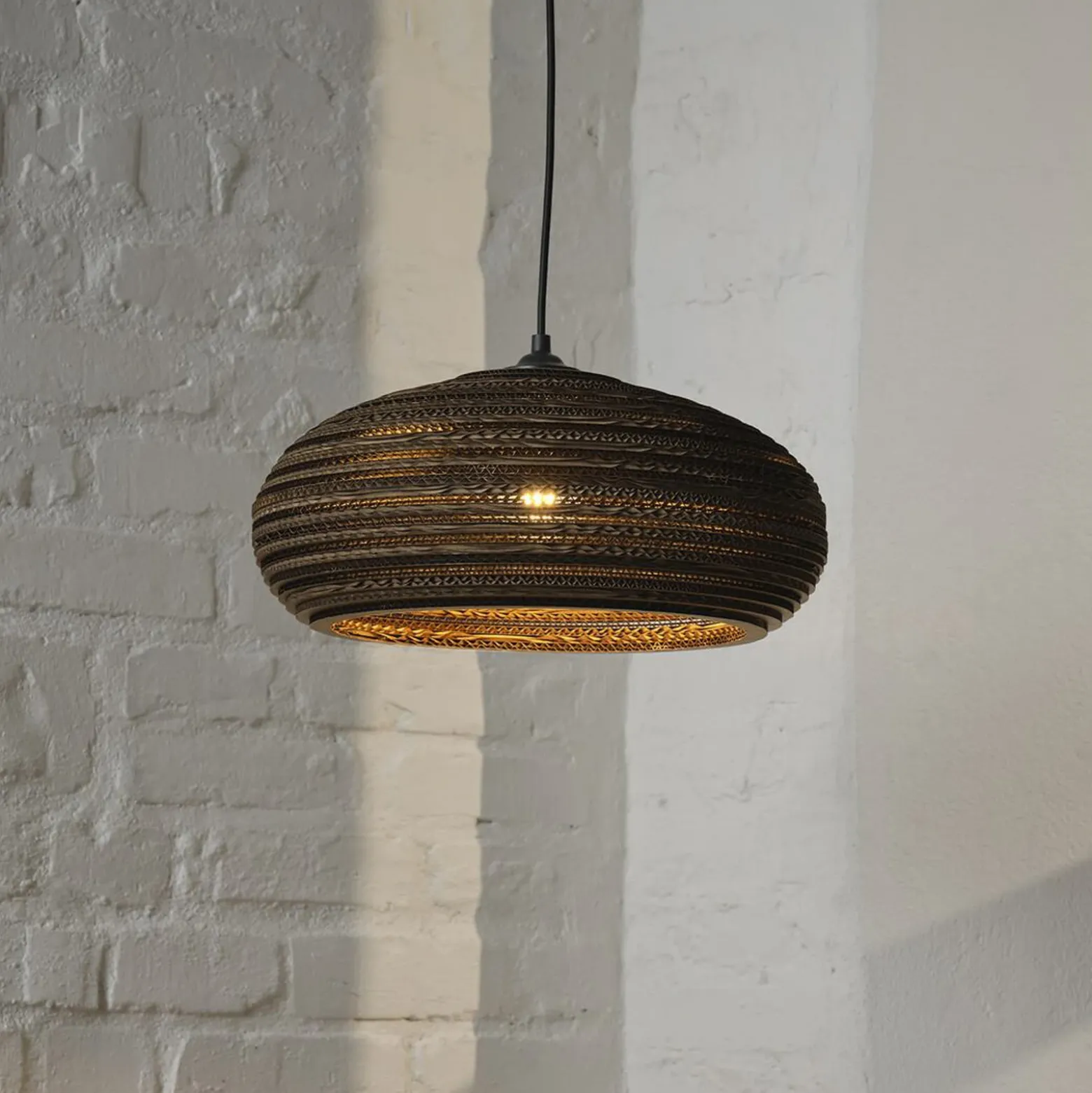 Lámpara colgante OSRAM DROP, marrón, Ø 40 cm, cartón ondulado, E27