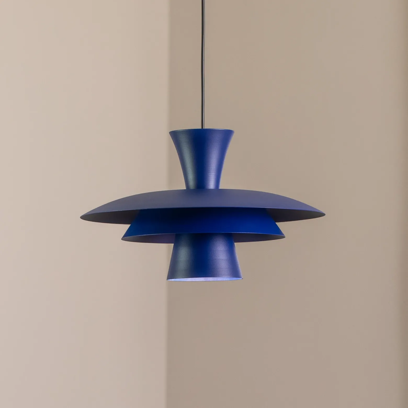 Lámpara colgante Plato, azul oscuro, metal, Ø 38 cm, E27