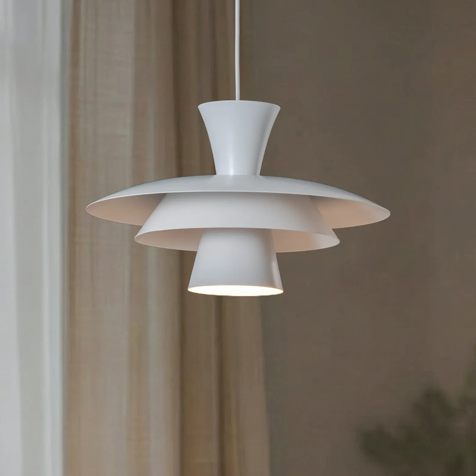 Lámpara colgante Plato, blanca, metal, Ø 38 cm, E27