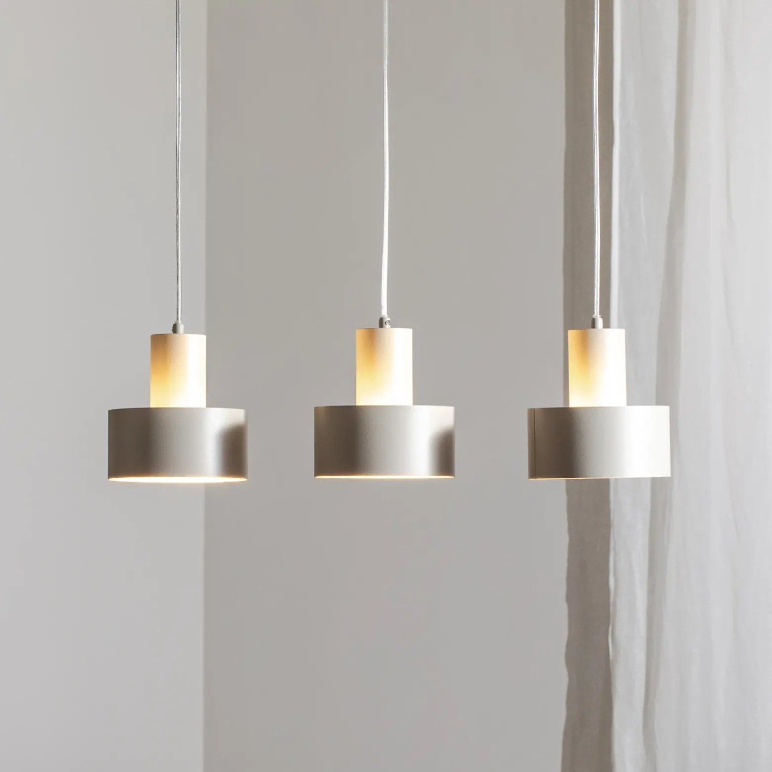 Lámpara colgante Rif 3, taupe, 3 luces, lineal, acero