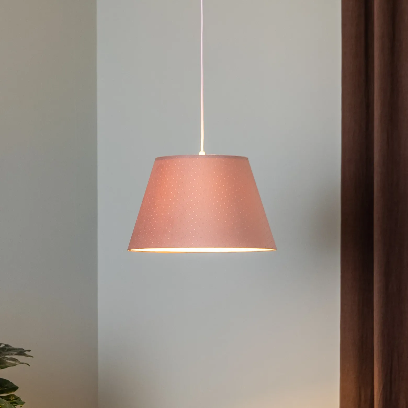 Lámpara colgante Rosabelle, cónica, rosa, 1 luz.