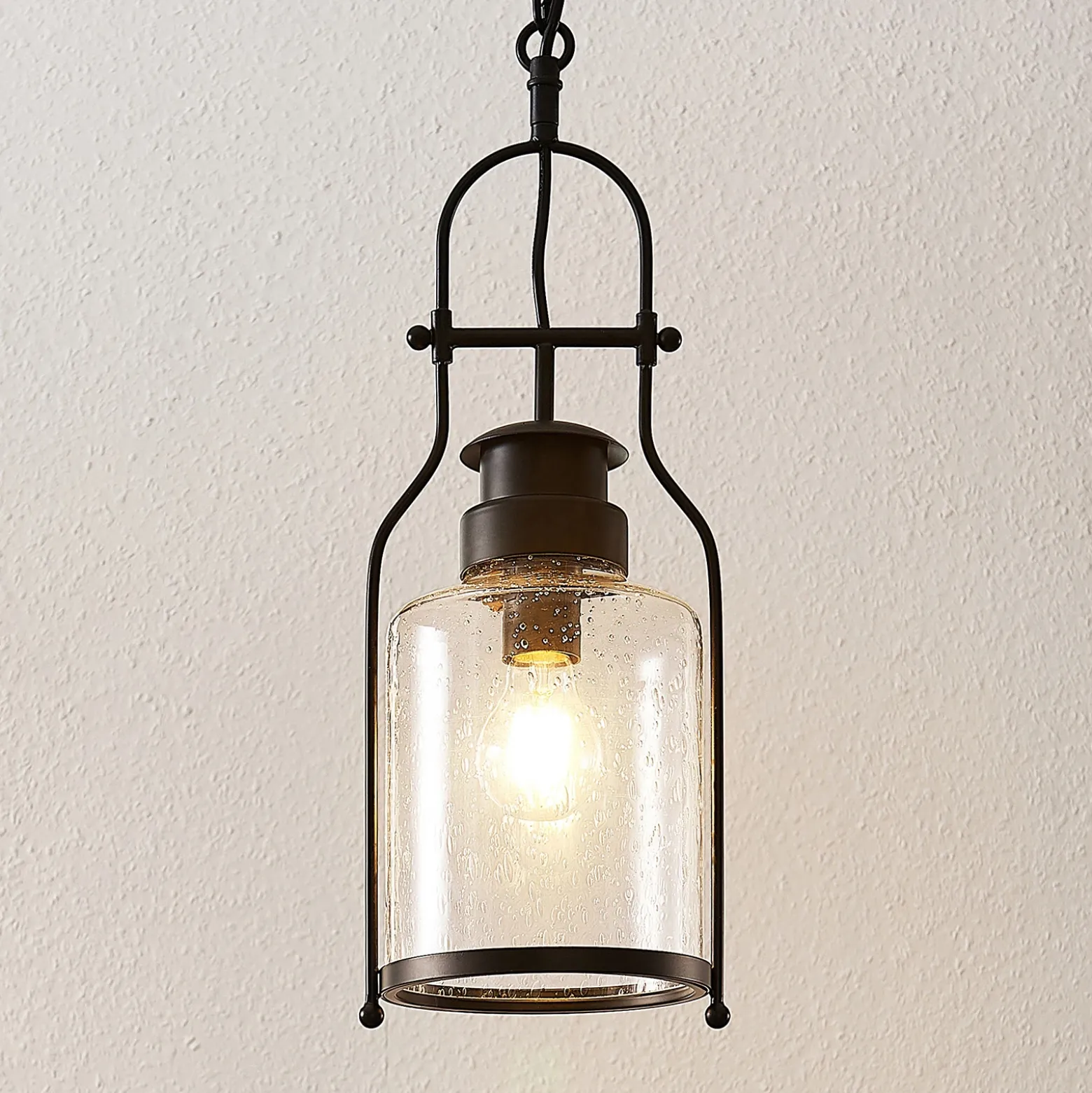 Lámpara colgante Rozalie de Lindby, negra, metal, farol, 21 cm