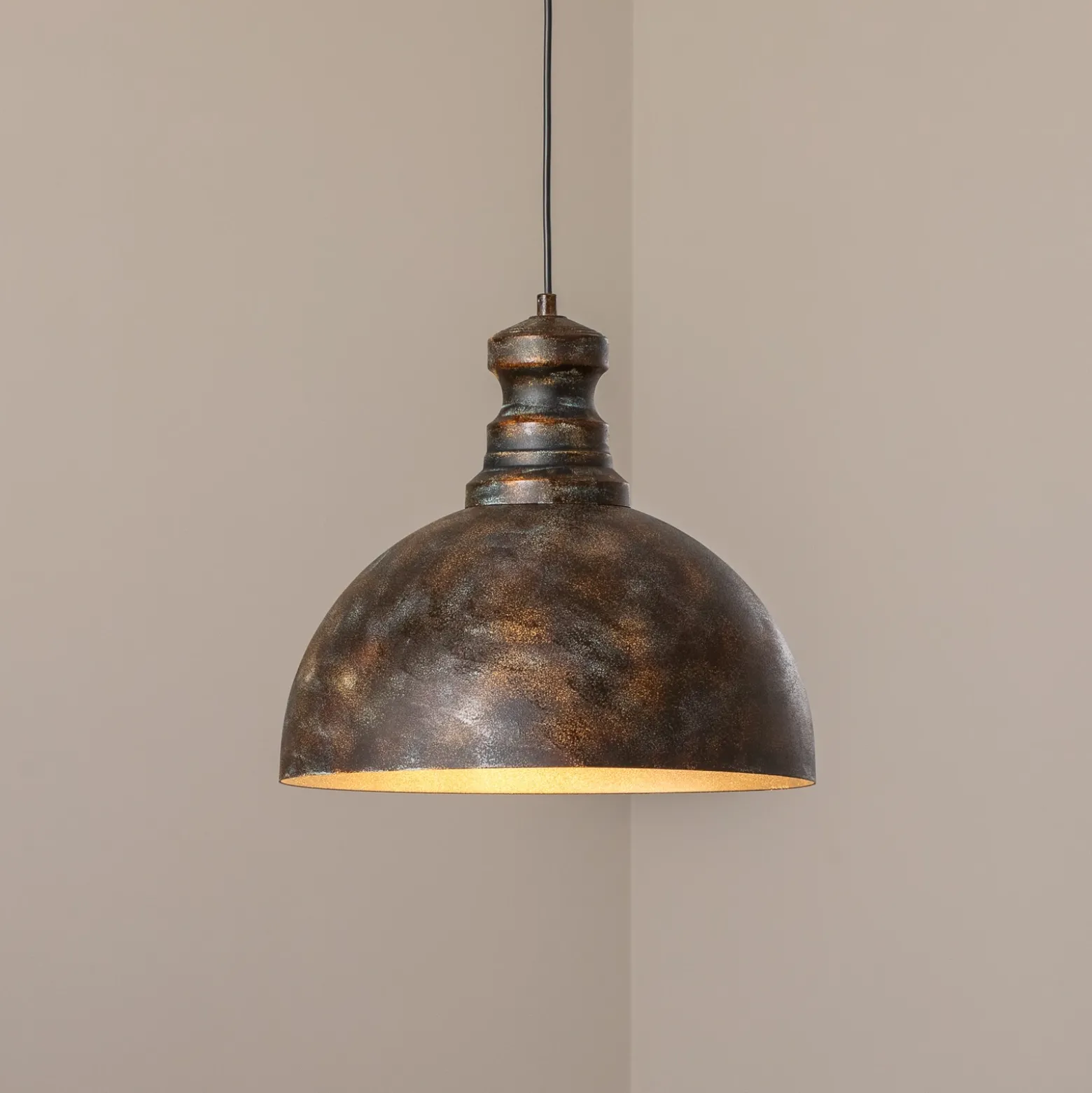 Lámpara colgante Saglam, 1 luz, latón antiguo, metal, Ø 40 cm