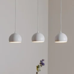 Lámpara colgante Sool, blanca, longitud 65 cm, 3 luces, metal, E27
