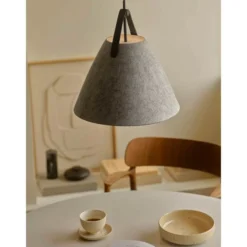 Lámpara colgante Strap, gris claro, Ø 36 cm, metal/cuero