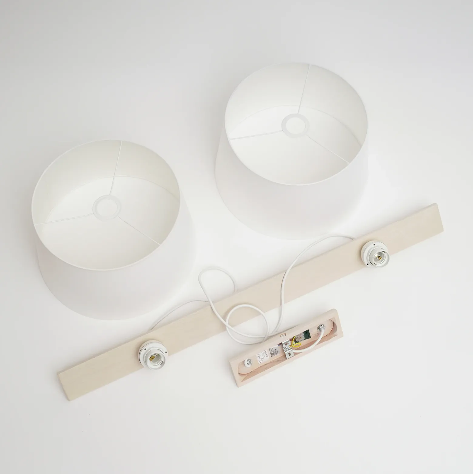 Lámpara colgante Suecia, blanco antiguo/blanco, textil, madera, 2 luces