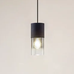 Lámpara colgante Svante de Lindby, 1 luz, negra, cristal, Ø 10 cm