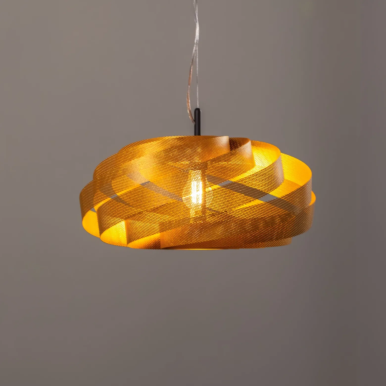 Lámpara colgante Vento, color dorado, Ø 50 cm