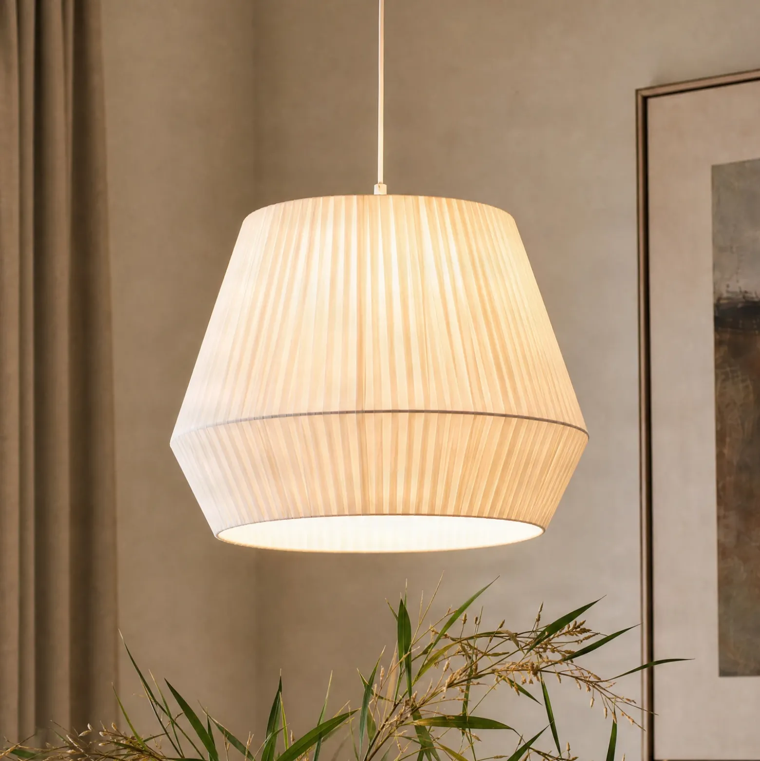 Lámpara colgante Vitore de Lindby, Ø 40 cm, textil, blanca