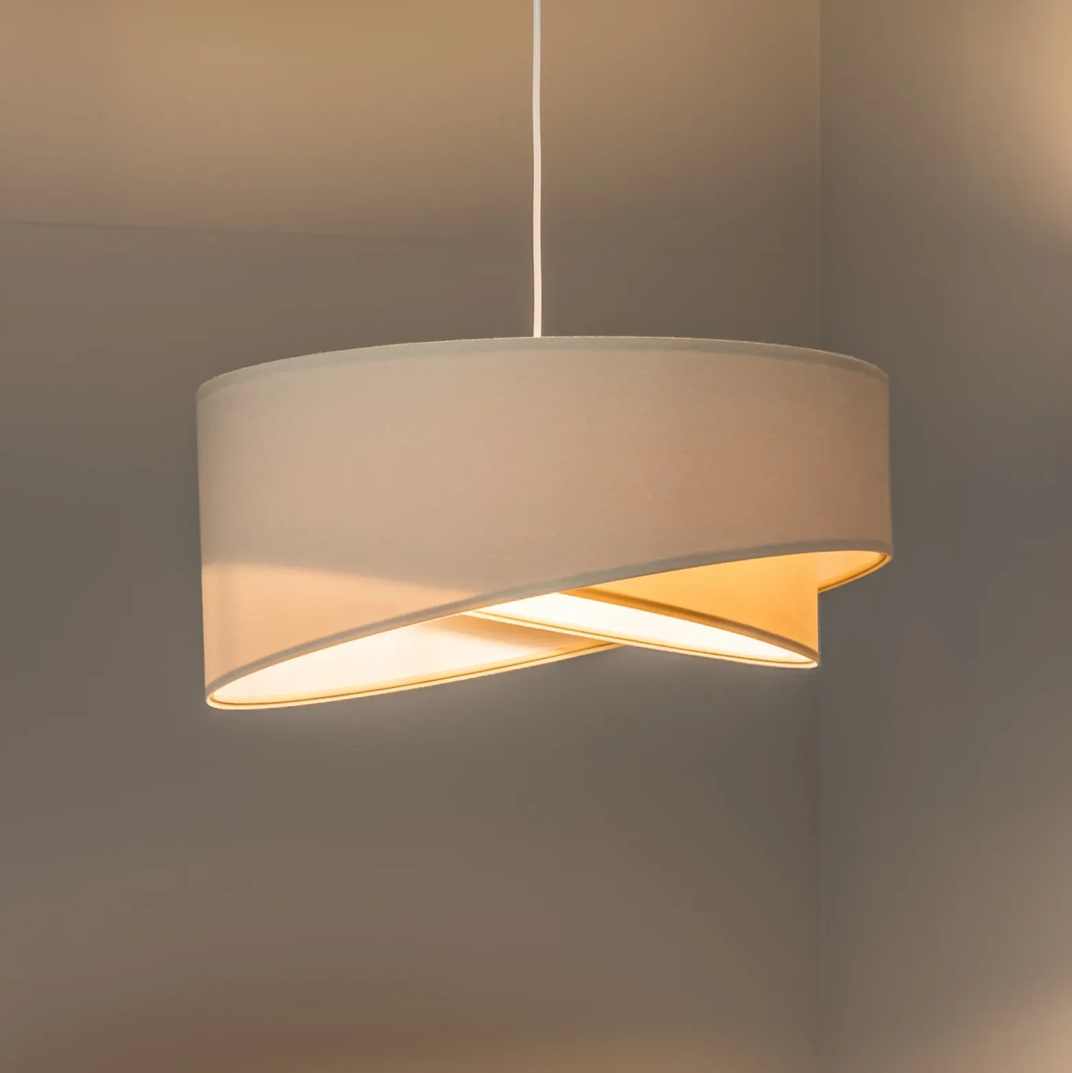 Lámpara colgante Vivien, bicolor, beige/blanco