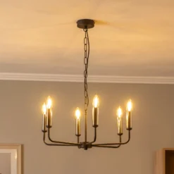 Lámpara de araña Ampli, negra y dorada, de 6 luces, 52 cm