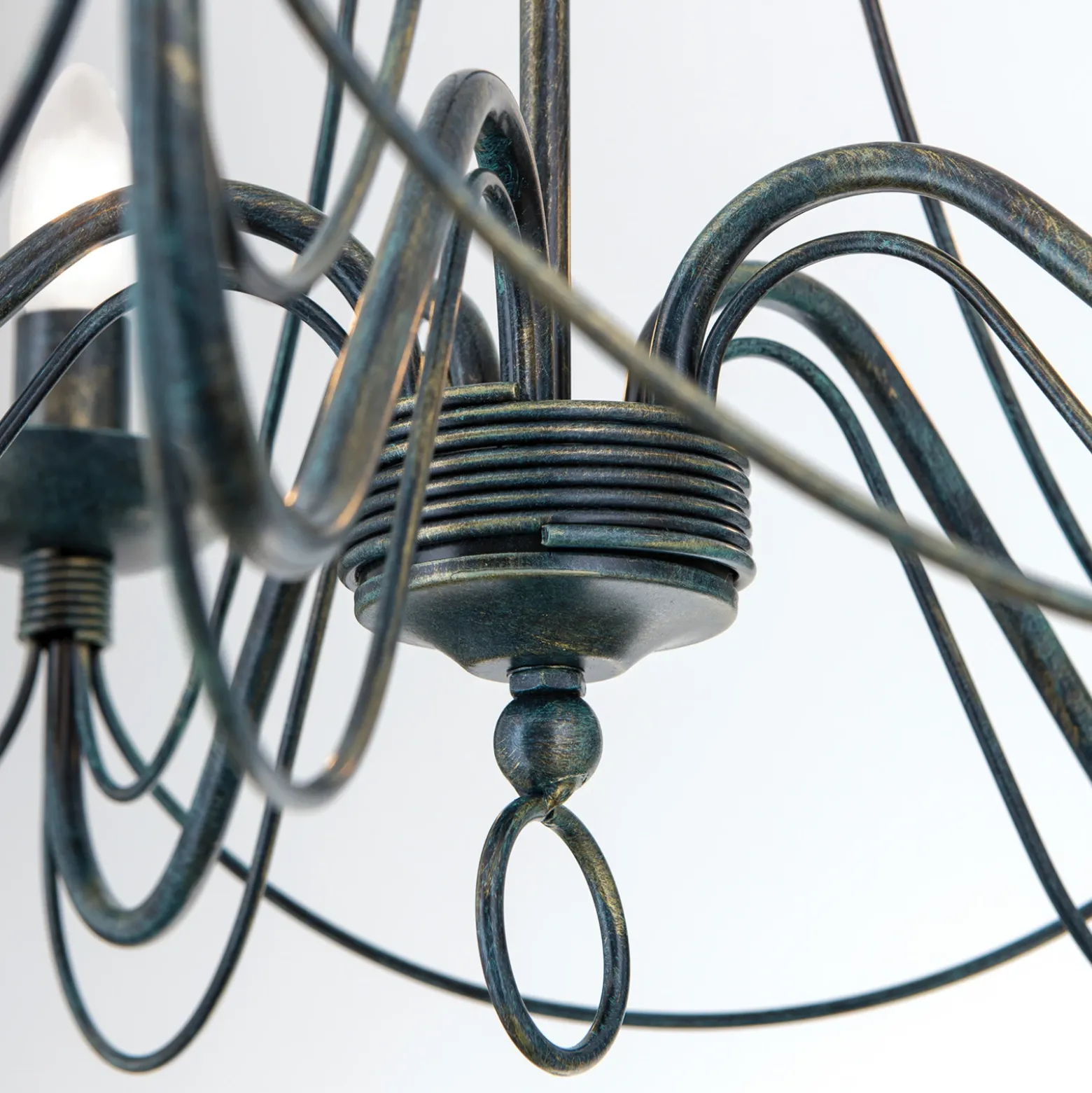 Lámpara de araña Vela, cinco luces, negro-verde antiguo