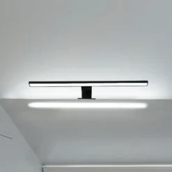 Lámpara de espejo LED Bill, 60 cm de ancho, negro, metal, 4000 K
