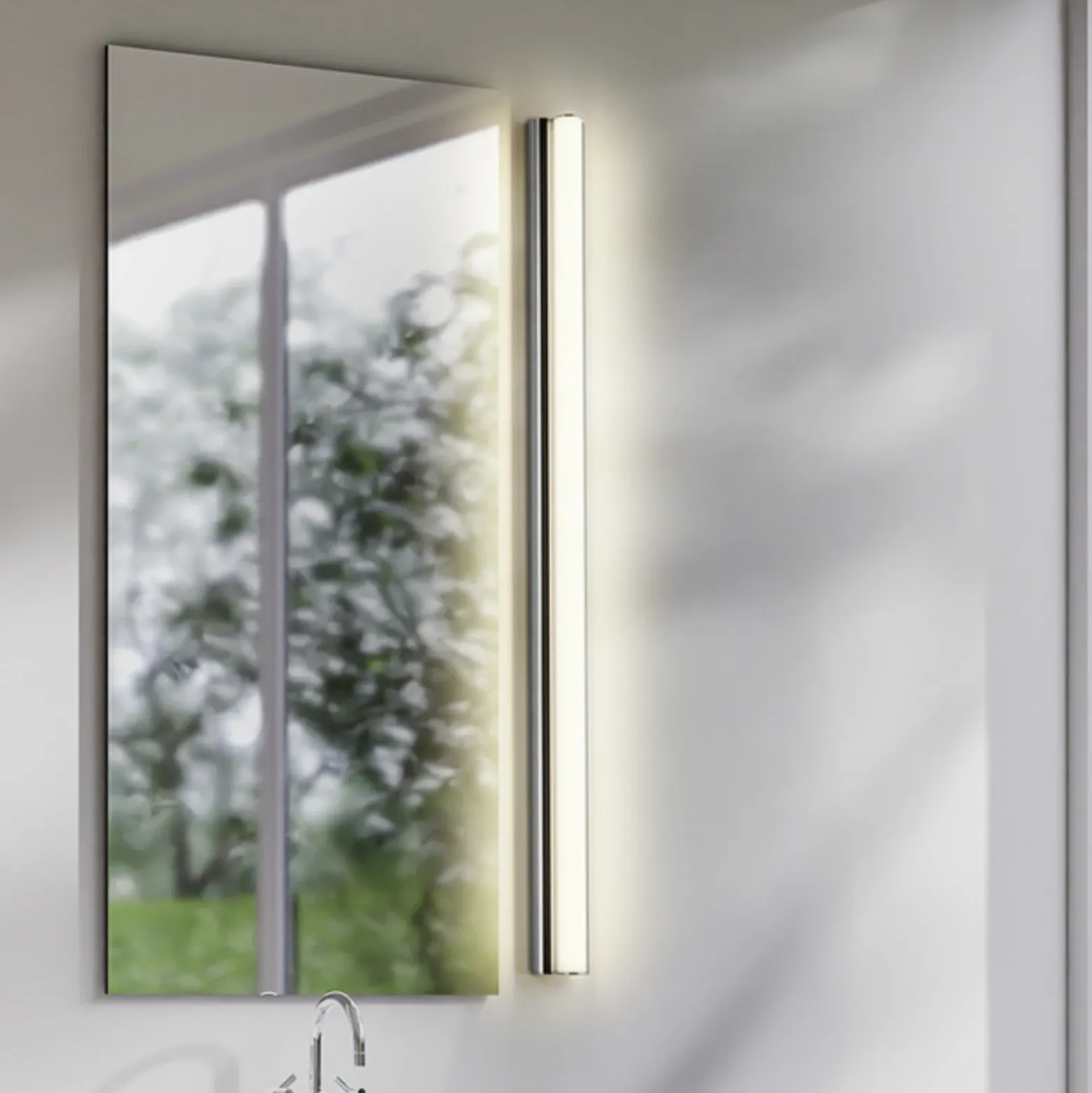 Lámpara de espejo LED Helestra LOOM 2, longitud 90 cm, IP44, CCT