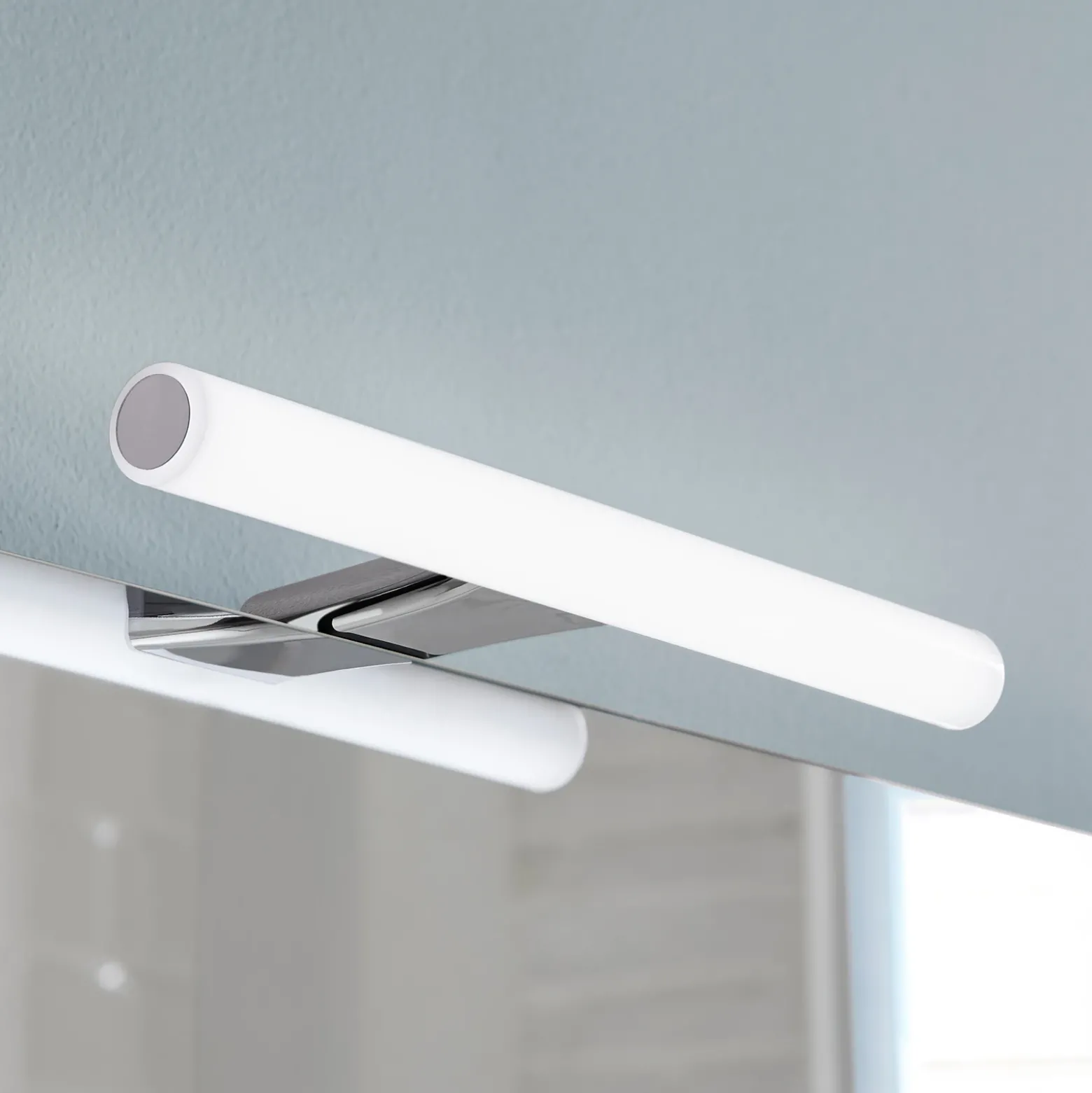 Lámpara de espejo LED Irene 2, anchura 30 cm