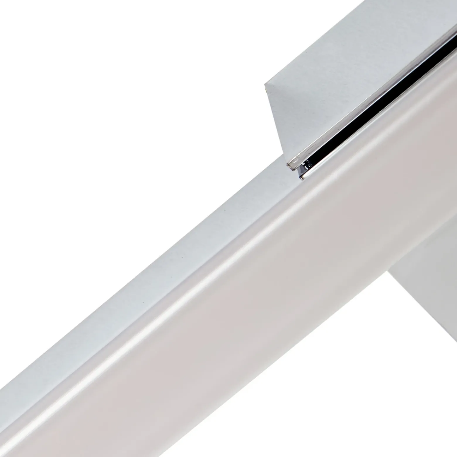 lámpara de espejo LED Lucande Kivana, cromada, metal, 120 cm, IP44