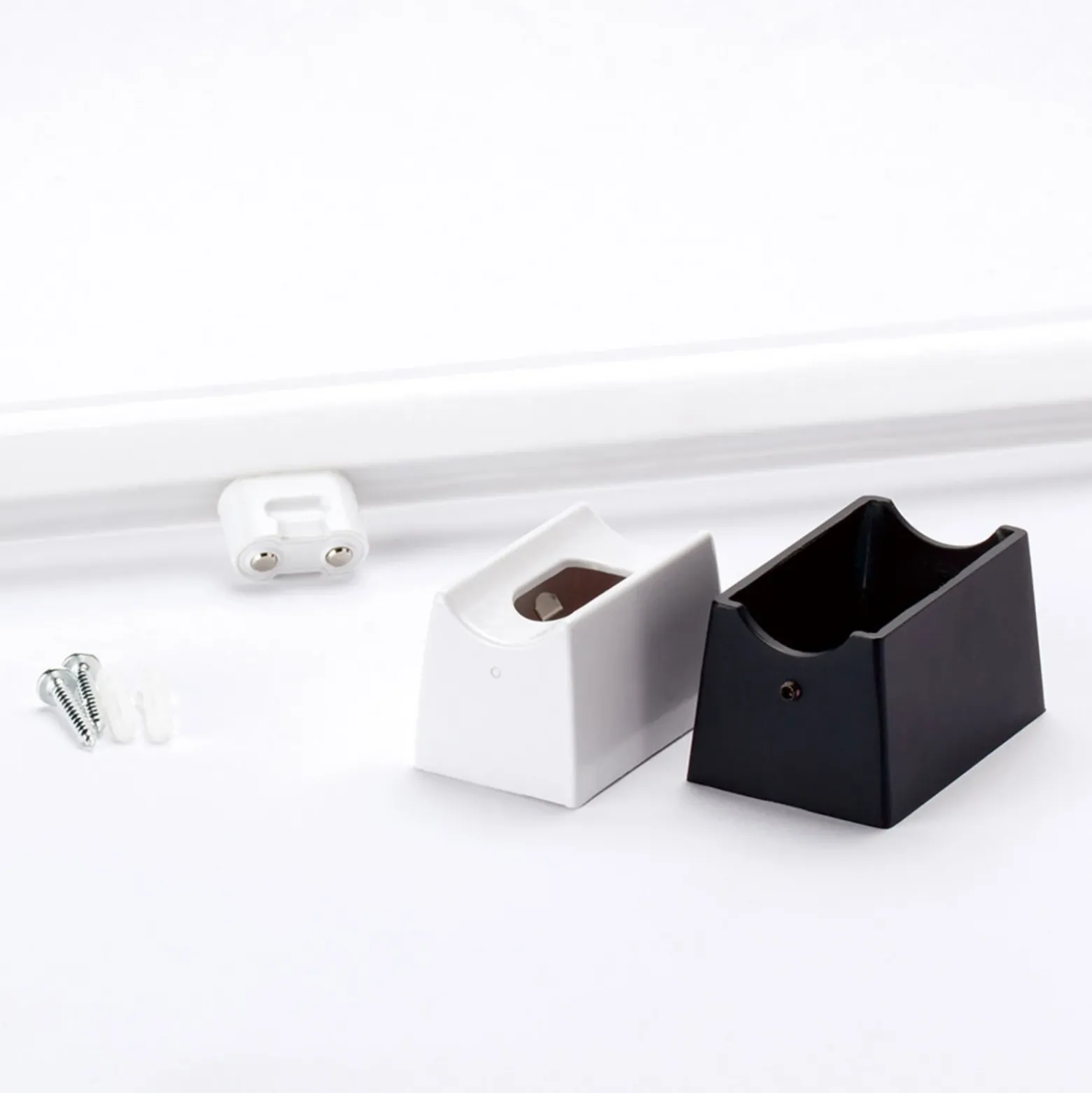 Lámpara de espejo LED Visagist, soporte negro