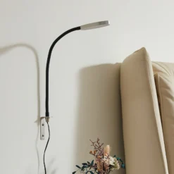 Lámpara de lectura LED Lindby Flexola, níquel, redonda, metal, enchufe
