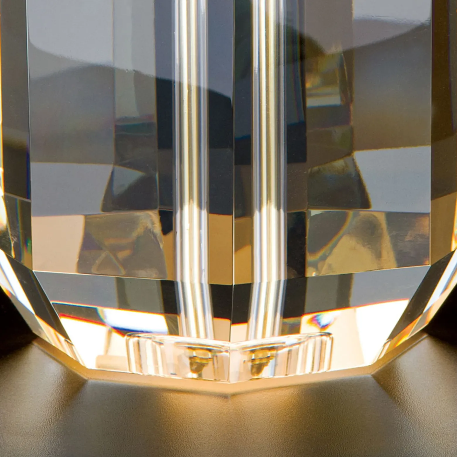 Lámpara de mesa Alexis con cristal oro/crema