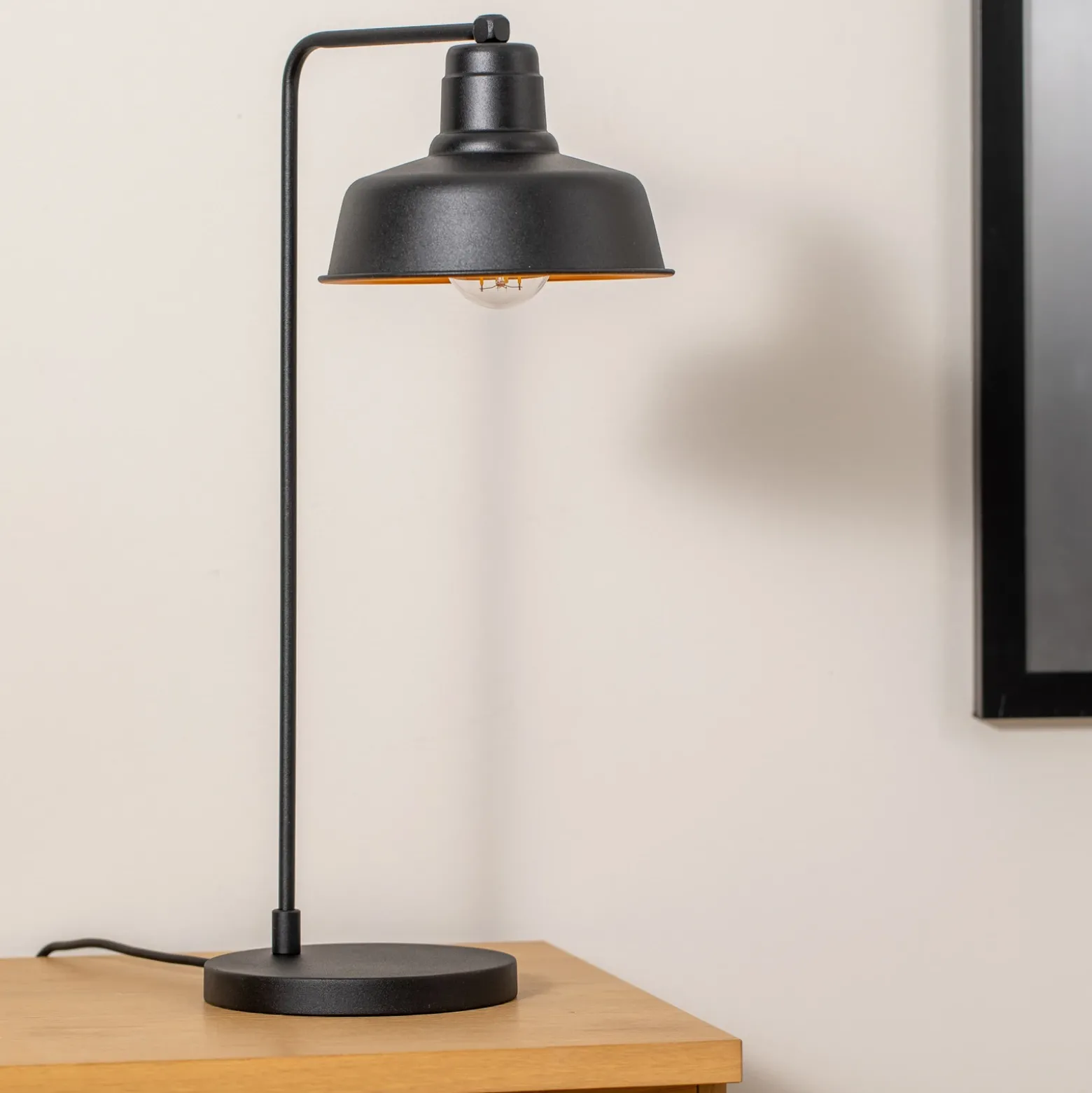 Lámpara de mesa Berceste 181BLACK-ML, metal negro Altura 55 cm
