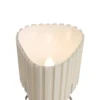 Lámpara de mesa Canelé de HAY, blanca, altura 37 cm, casquillo E14, pantalla de