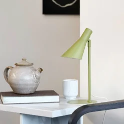 Lámpara de mesa Dyberg Larsen DL12 Mini, verde, E14, metal